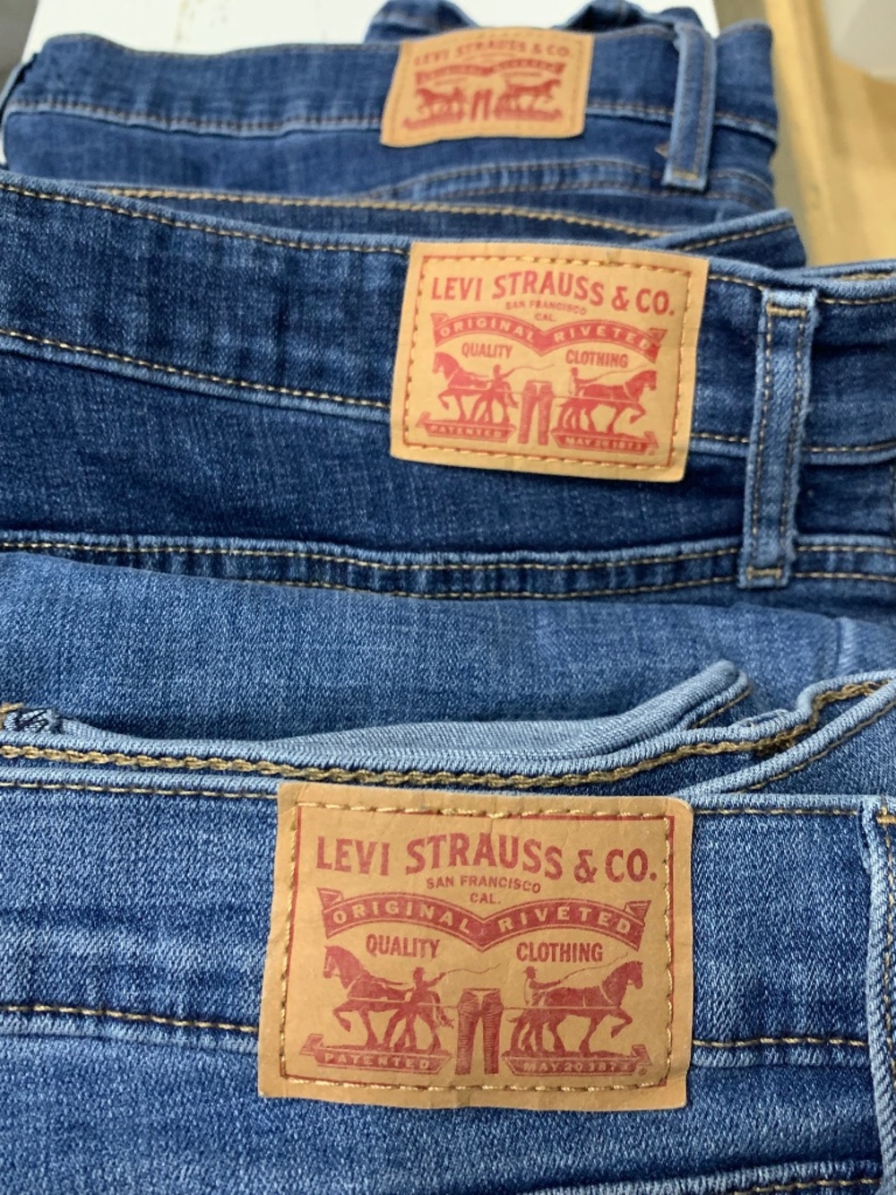 Leviโs Sz 18 Classic Bootcut Trio